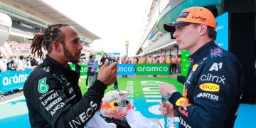 Formula 1 2021: Spanish GP CIRCUIT DE BARCELONA-CATALUNYA, SPAIN - MAY 09: Sir Lewis Hamilton, Mercedes, 1st position, and Max Verstappen, Red Bull Racing, 2nd position, talk in Parc Ferme during the Spanish GP at Circuit de Barcelona-Catalunya on Sunday May 09, 2021 in Barcelona, Spain. Photo by Steven Tee / LAT Images Images PUBLICATIONxINxGERxSUIxAUTxHUNxONLY GP2104_144218_1ST0102
