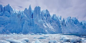 Perrito Moreno Glacier, Parque Nacional Los Glaciares, Patagonia, Argentina